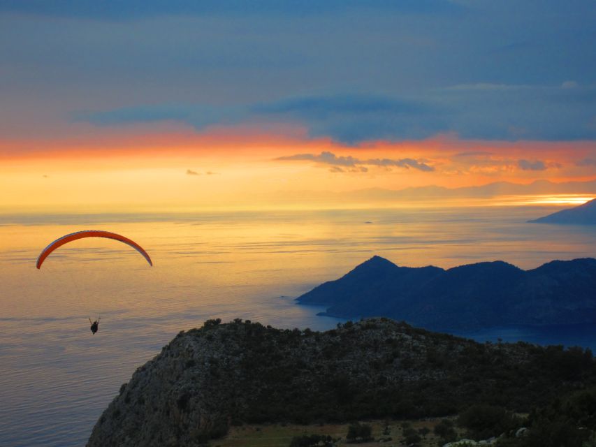 Fethiye: Tandem Paragliding Experience w/Hotel Pickup - The cliff run and that first heartbeat
