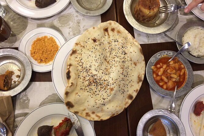 Food Tour in Istanbul with Local Guide - What you eat (and how to plan around it)