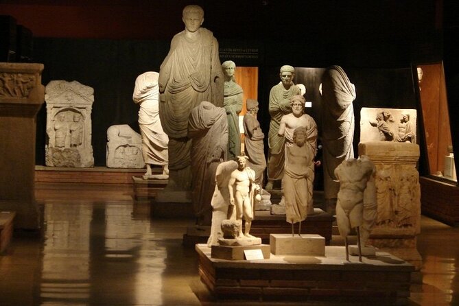 FOR CRUISERS: PRIVATE EPHESUS TOUR INCLUDES ENTRY FEES & Lunch - Lunch included: a small detail that saves your day
