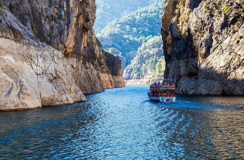 From Alanya: Green Canyon Boat Trip with Lunch - Lunch With a View, Open Buffet Meets Canyon Cravings
