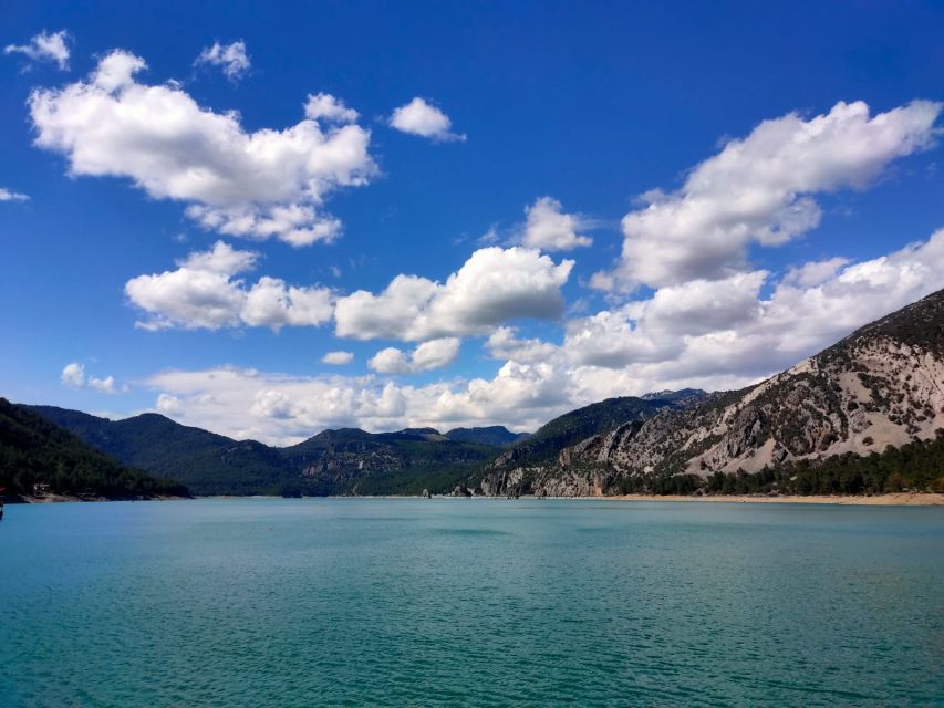 From Alanya: Green Canyon Day Trip with Lunch and Boat Ride - Entering the Green Canyon by boat: why the 4-hour cruise matters