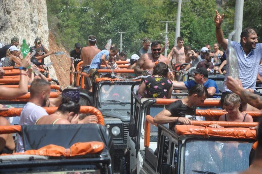 From Alanya: Jeep Safari Tour with Lunch at Dim River - Water wars in the convoy: fun on purpose, chaos by design