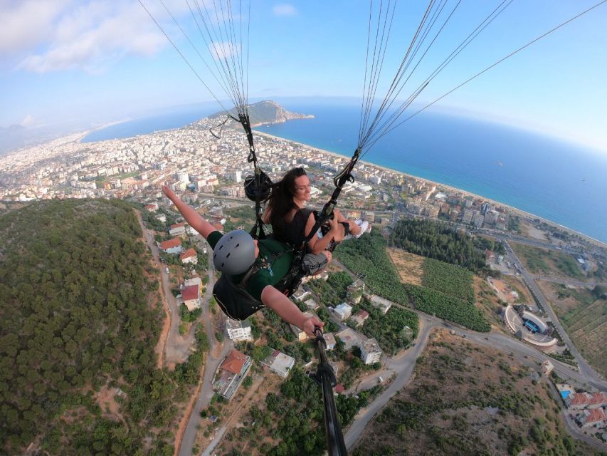 From Antalya/Side: Tandem Paragliding in Alanya - Flying from 700 meters over Alanya, what to expect in the air