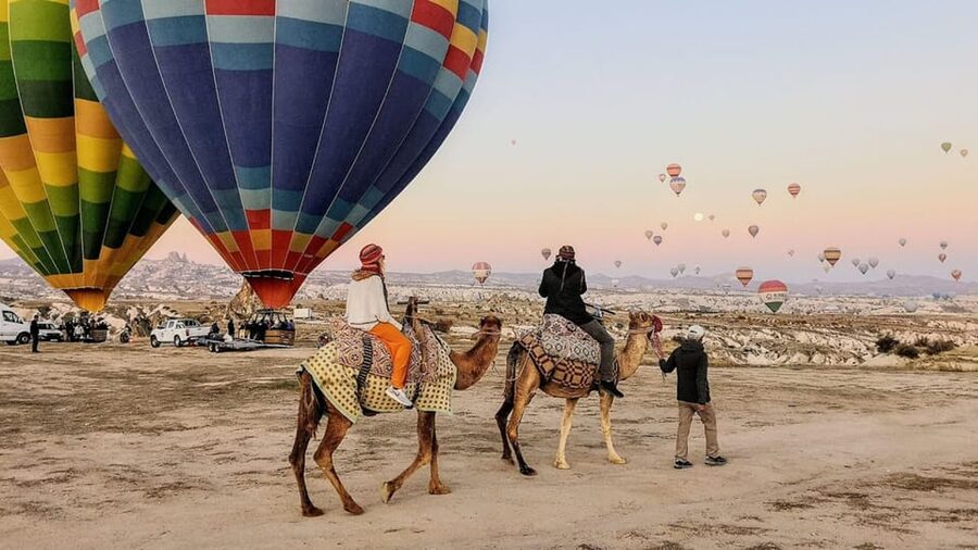 From Cappadocia: Sunrise or Sunset Camel Riding Day Trip - Sunrise vs Sunset: Balloons, Light, and Choosing the Right Time