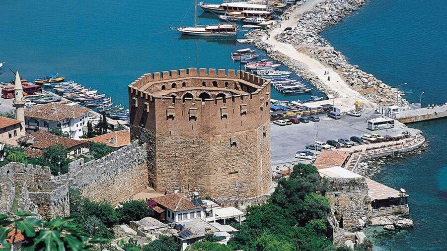 From city of Side: Guided Day Trip to Alanya City - Cable car option to the castle: best use case