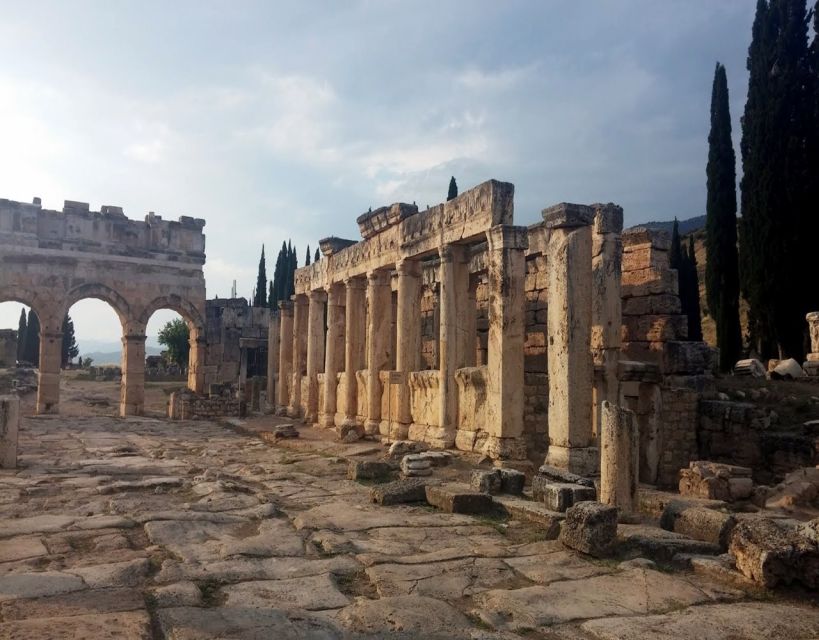 From Fethiye: Pamukkale & Hierapolis Day Trip w/ Meals - The real schedule: a 13-hour day that starts right outside your hotel