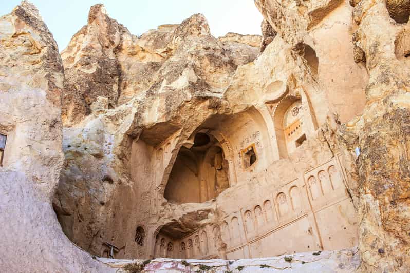 From Istanbul: 2-Day Cappadocia Highlights Tour by Plane - Day 1 Red Tour: Devrent Valley to Uçhisar Castle