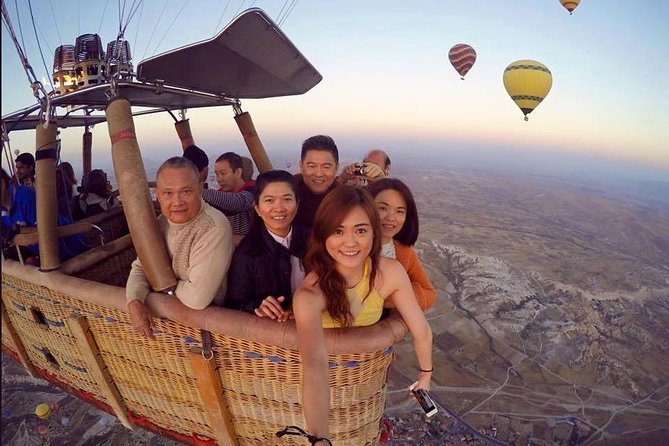 From Istanbul: 3-Day Cappadocia Highlights Tour by Plane - Guides, Vehicle Quality, and Group Size (Max 15)