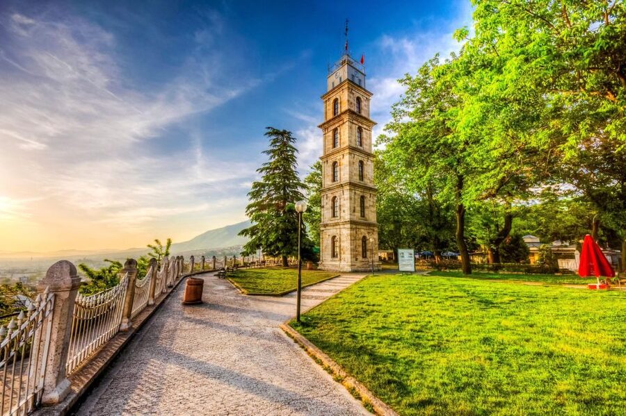 From İstanbul: Bursa Uludağ Mountain Tour & Cable Car Ride - Bursa first impression: Turkish delight, jam, and a 600-plus-year pause
