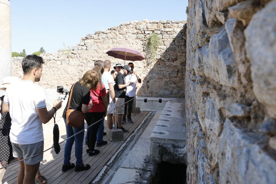 From Istanbul: Ephesus & Şirince Day Trip w/ Wine Tasting - Temple of Artemis and nearby photo time: a Seven Wonders moment