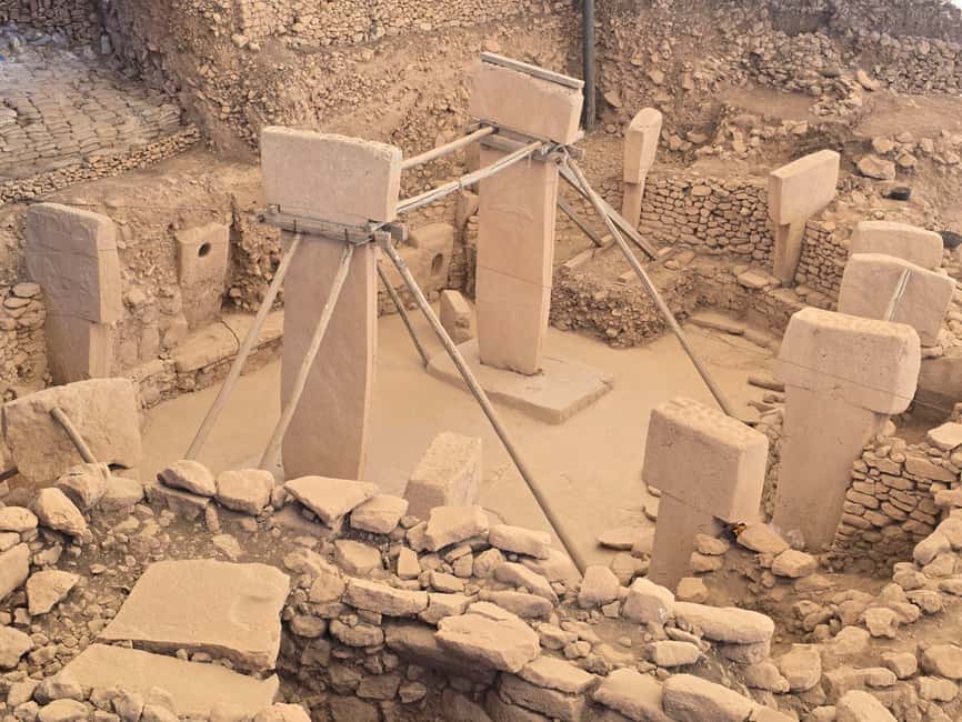 From istanbul: Gobeklitepe and Harran Day Trip - Harran’s beehive houses and ruins: seeing a town that still looks like its past
