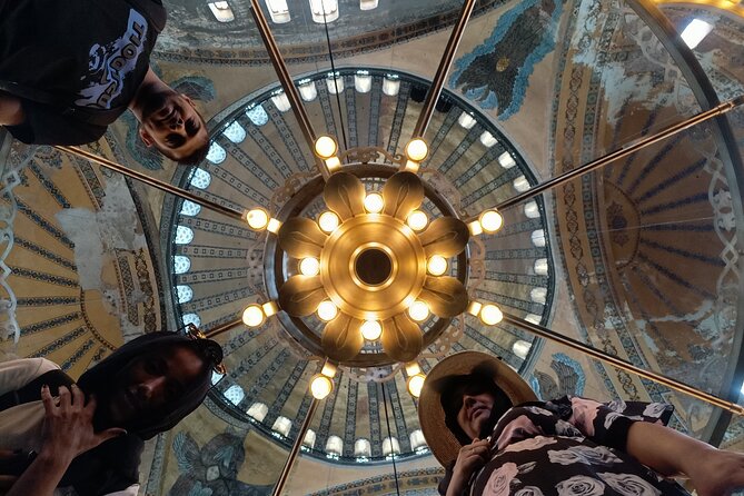 Full Coverage Istanbul Walking Tour - Corlulu Ali Pasa Medresesi: a local, people-watching break