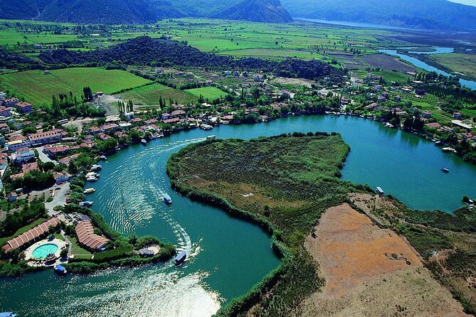 Full Day Fethiye Turtle Beach Tour With Mud Baths & Lunch - Lunch at Deniz Kızı, plus the quick tomb stop
