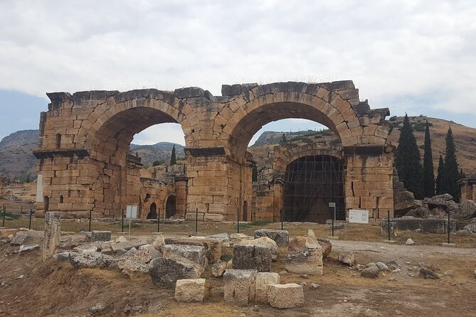 Full Day Pamukkale and Hierapolis Tour from Izmir - Slippery travertines, what to bring, and small choices that prevent big mistakes
