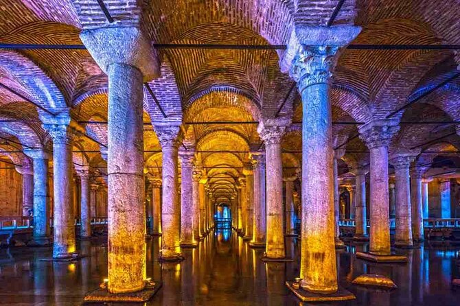 Full Day Private Guided Istanbul Tour From Hotel or Cruise Ships - Sultanahmet start: Hagia Sophia and the Blue Mosque, close enough to feel the history