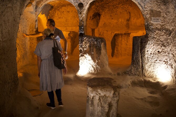Full-Day Private Guided RED Tour of Cappadocia - Stop 3: Avanos Carsi Seramik for Pottery and Ceramics You Can Try