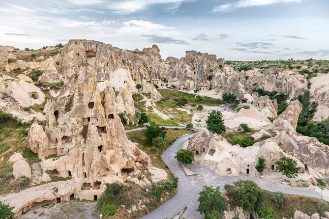 Full-Day Private Tour of Cappadocia's Highlights (Car&Guide ) - Hotel pickup and a private van, why it matters in Cappadocia