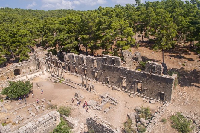 Full-Day Tour in Manavgat with Pick Up - Orange garden stop in Manavgat: juice, photos, and a taste of local life