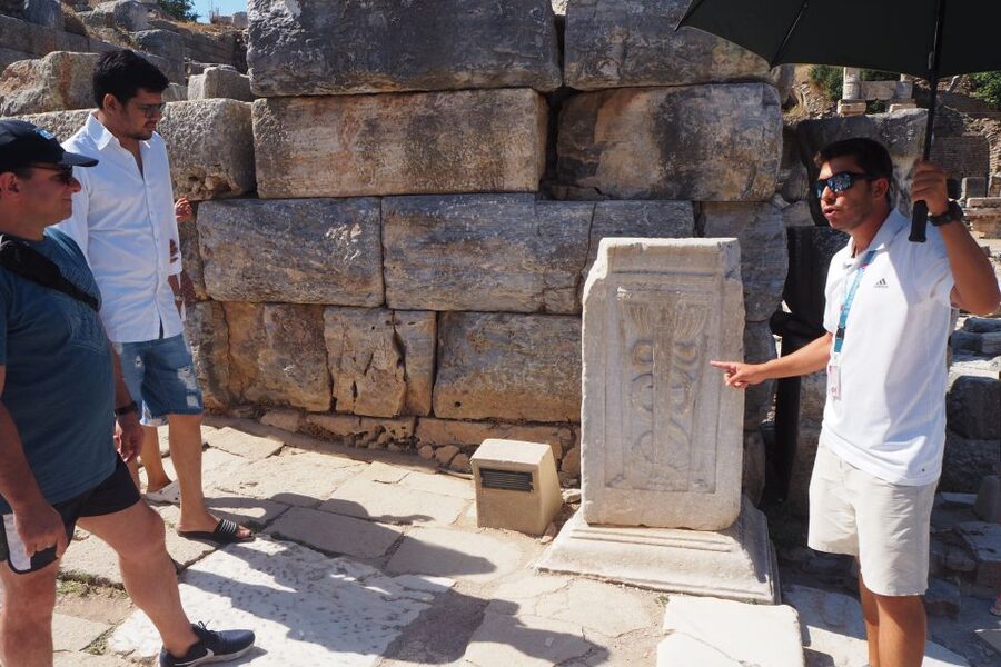 Full-Day Tour of Ancient Ruins in Ephesus from Izmir - House of the Virgin Mary on Bulbul Mountain: quieter, more personal