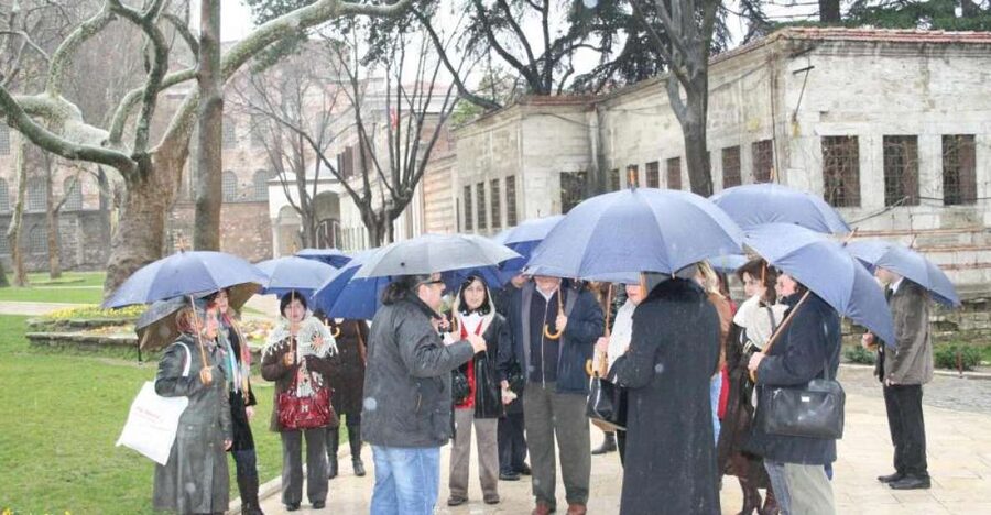 Full-Day Walking Tour of Istanbul's Old City - Sultanahmet lunch break, planned into the walking day