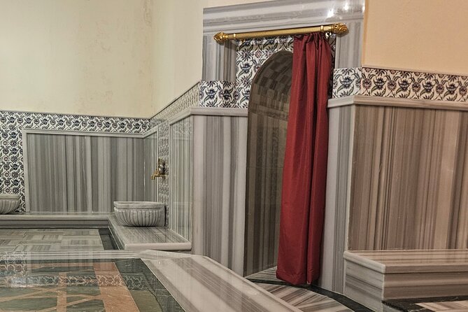 Gedikpasa Historical Turkish Bath Experience in Istanbul - What you get to drink and nibble after