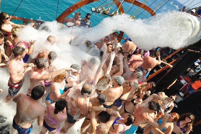 GONSTER : Luxury Pirate Boat Trip Lunch & Soft Drinks & Transfer - Foam party and animations: fun built into the schedule