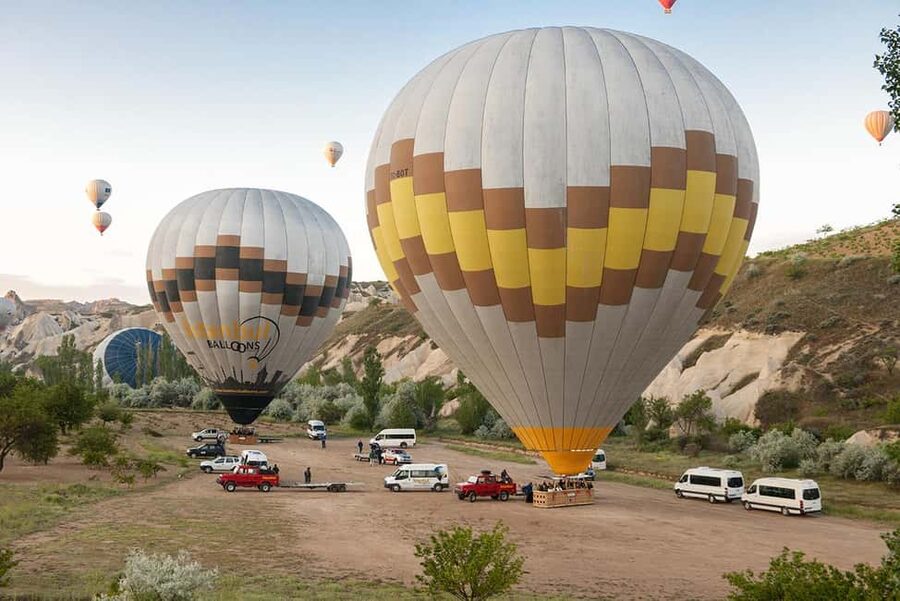 Göreme: Sunrise Hot Air Balloon Ride over Cappadocia - Sunrise Over Göreme: What You’ll Actually See in About 60 Minutes