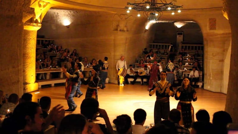 Göreme: Turkish Night at Cave Restaurant Dinner & Drinks - Seating, Visibility, and Audience Participation Realities