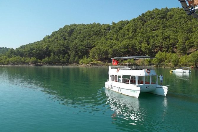 Green Canyon Boat Trip and Bus Safari Tour w/Lunch - Green Lake Catamaran Cruise: The Calm Part of the Day