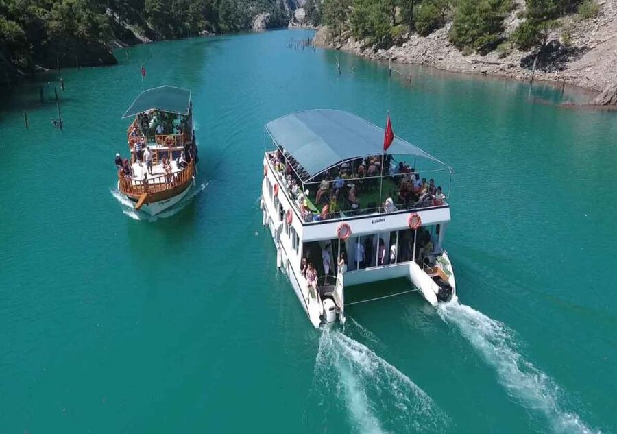 Green Canyon: Boot Tour with Lunch, Soft Drinks, & Transfer - Boat cruise, fishing on the lake, and what that actually adds