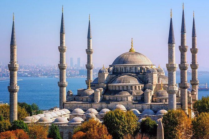 Guided Private Sightseeing Tour of Istanbul - Topkapi Palace for sultans: courtyards, harem rooms, and the treasure angle