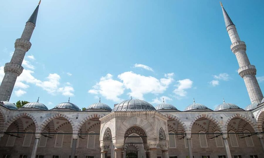 Hagia Sophia & Blue Mosque + Optional Basilica Cistern - Who should book, and who should skip this format
