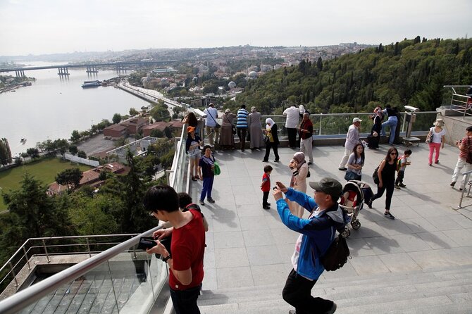 Hagia Sophia, Bosphorus cruise, Blue Mosque, Guided - Small Group - Sultanahmet Lunch Break and a Breather You’ll Appreciate