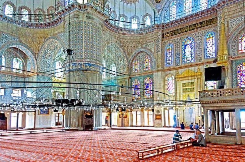 Hagia Sophia, Bosphorus cruise Blue Mosque, Small Group tour - Grand Bazaar time: shop smart, not frantic
