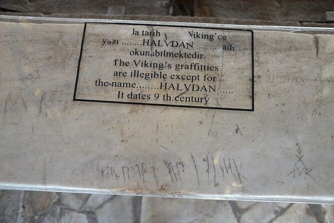 Hagia Sophia Fast Track Online QR-Ticket with optional Tour - Professional Guide, Small Group Size, and the English Factor