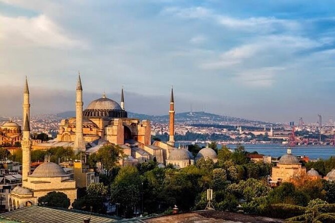 Hagia Sophia Group Tour ( Licensed Guide) - Inside Hagia Sophia Grand Mosque: what the 40-minute guide really gives you