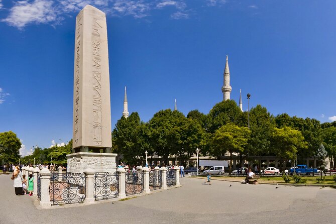 Hagia Sophia & Hippodrome Guided Tours Everyday - Stop 2: Blue Mosque in a focused 30 minutes