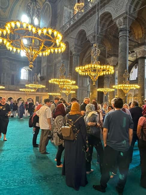 Hagia Sophia Skip-the-Line Ticket & Blue Mosque Audio Guide - Price and logistics: what your $33 really buys