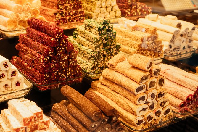 Highlights & Hidden Gems With Locals: Best of Istanbul Private Tour - The bonus stop that changes everything: cisterns, gardens, and more