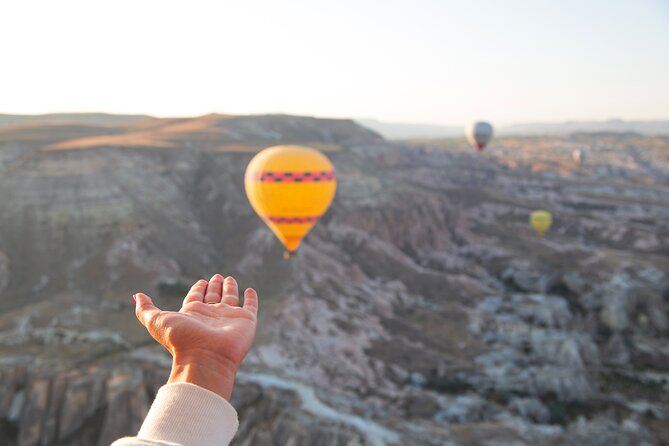 Hot Air Balloon Ride at Sunrise in Goreme, Cappadocia - Pickup and group size: why “up to 20” changes the feel