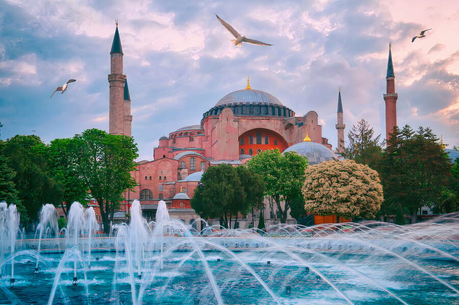 Istanbul: 1 or 2-Day Private Guided Tour with Hotel Transfer - Day 2: Spice Bazaar, Bosphorus Cruise, Dolmabahce, and Istiklal Street