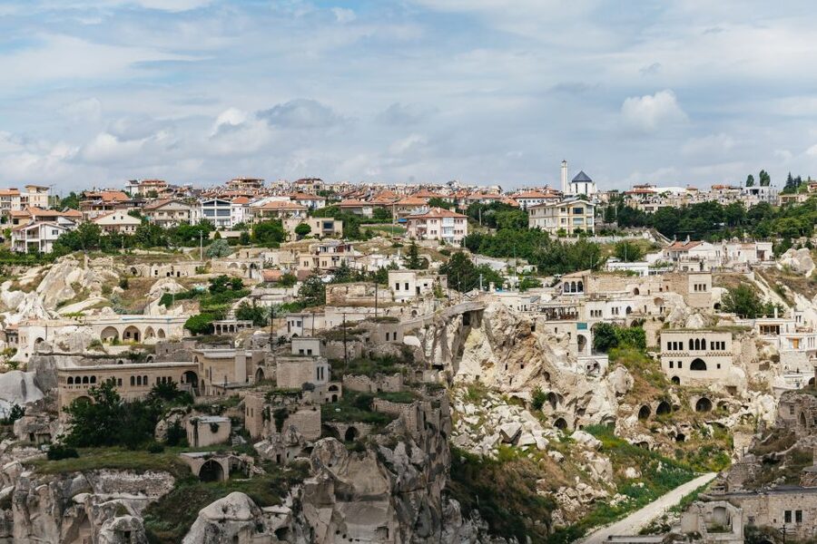 Istanbul: 2-Day Cappadocia Trip with Flights and Cave Hotel - Day Two: Rose and Red Valleys, Çavuşin Rock Churches, and Pigeon Valley