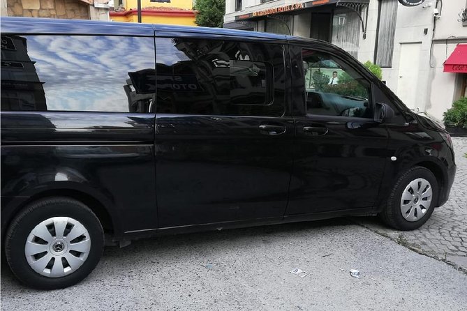 Istanbul Airport Departure Transfer - Door-to-door private ride, not a waiting game
