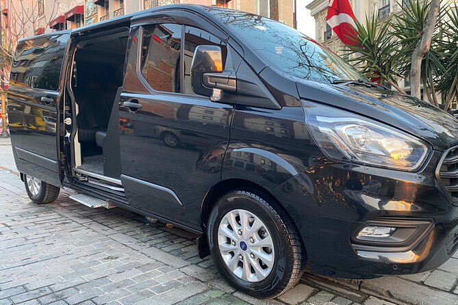 Istanbul Airport Private VIP Transfers Hotels and Cruise Port - Communication in Istanbul: English support where it matters