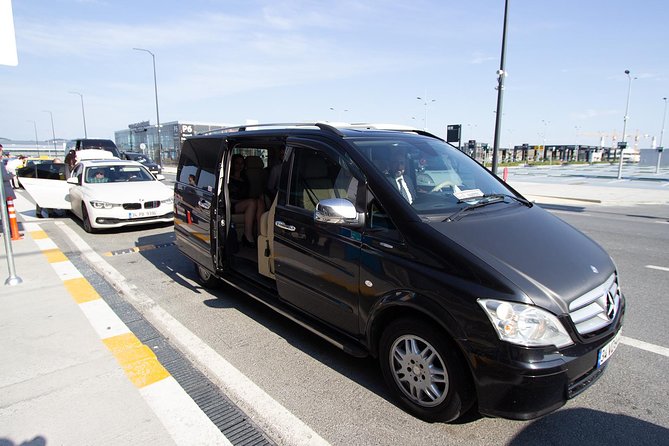 Istanbul Airport Transfer - One Way - How 24/7 flight tracking protects your pickup time