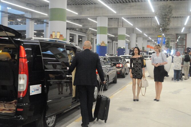 Istanbul Airport Transfer - Round Trip - Round-trip timing: airport to hotel and back again
