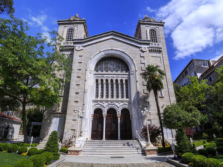 Istanbul: Asian Side Uskudar & Kadiköy Tour with Lunch - Moda quarter stroll: churches, mosques, and big views