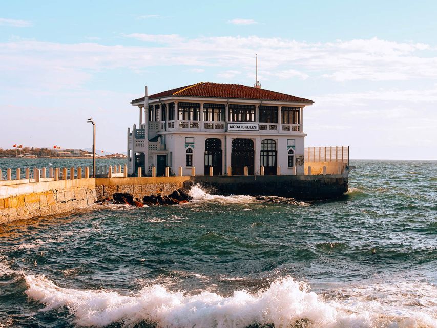 Istanbul: Asian Side Uskudar & Kadiköy Tour with Lunch - Lunch, pace, and what you get for $591