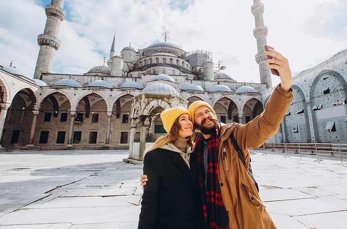 Istanbul: Basilica Cistern, Blue Mosque & Spice Bazaar Tour - Caferağa Medresesi: the quieter stop that helps the bazaar make sense