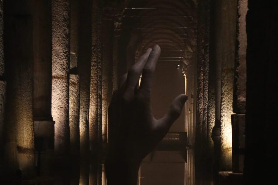 Istanbul: Basilica Cistern Skip-the-Line Entry & Audio Guide - QR tickets and the audio guide when Wi-Fi is unreliable